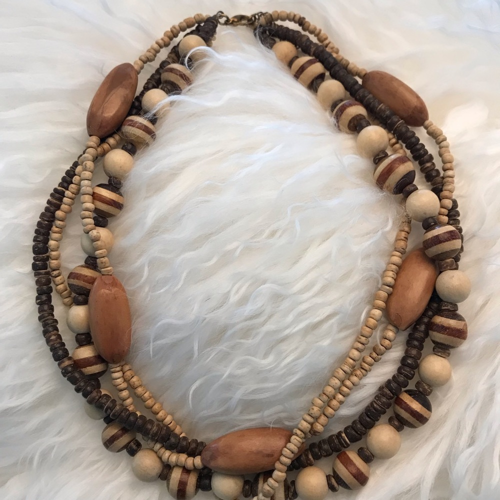 🦋Multi layer wooden necklace🦋